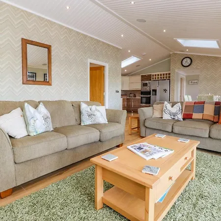 度假居 Lakeside *