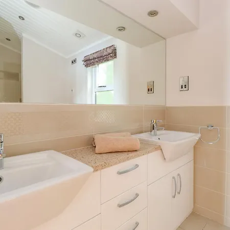 Holiday home Lakeside Windermere