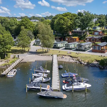 Lakeside Semesterbostad *